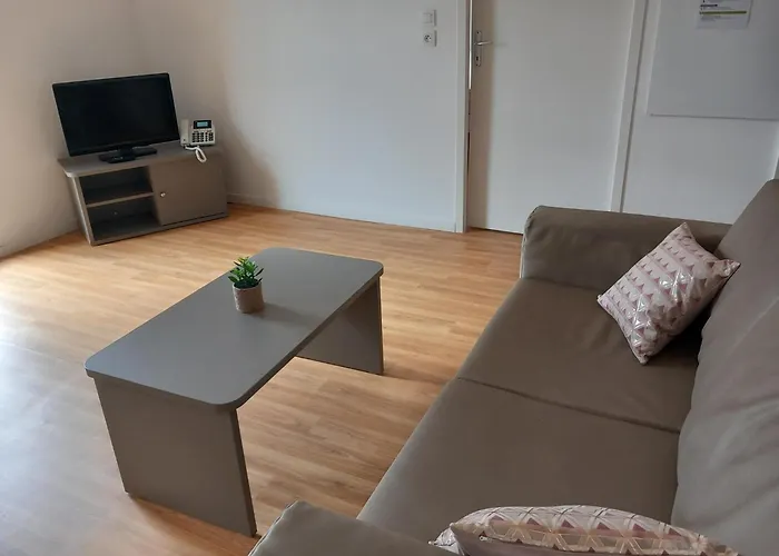 Services Seniors Espace Et Vie 勒芒