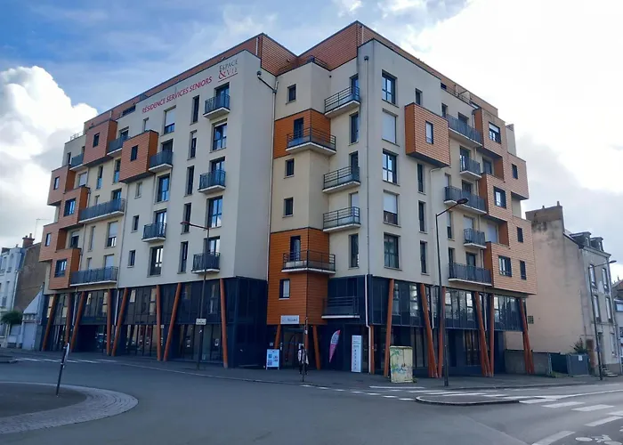 Services Seniors Espace Et Vie 勒芒